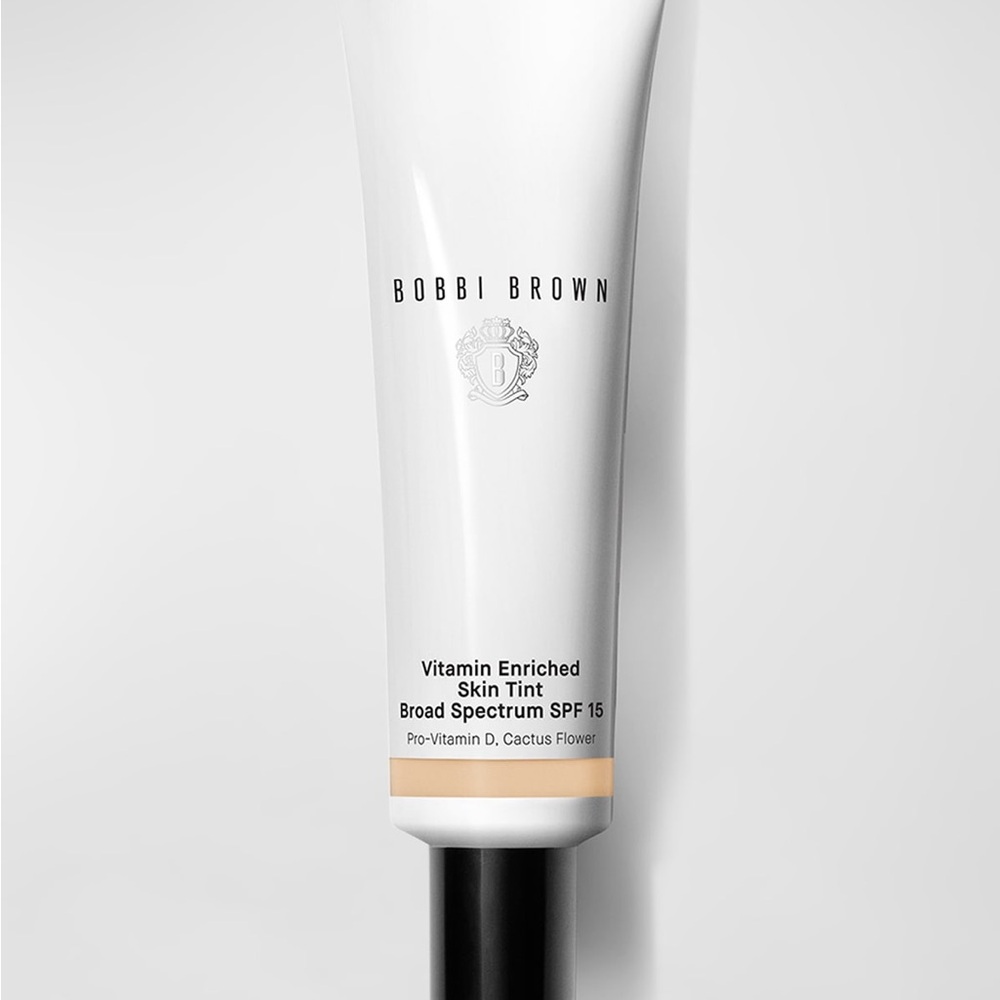 NEW Bobbi Brown Skin Tint SPF 15 - Shade Fair 3